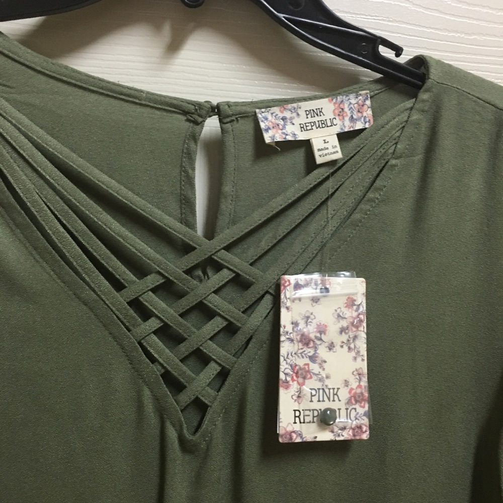 Olive blouse - Picture 5 of 8